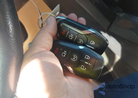 2016 Ford Explorer Xlt из США, поврежденный, VIN 1FM5K7D84GGB77804